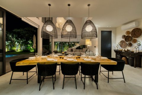 4 bedrooms House in Kerobokan, Badung, Bali (15673) 25