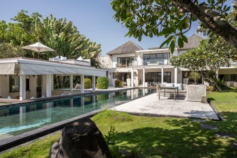 5 bedrooms Villa in Cemagi, Mengwi, Badung, Bali (15676)
