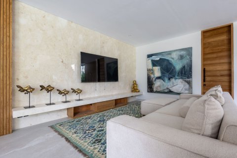 5 bedrooms Villa in Kerobokan, Badung, Bali (15716) 18