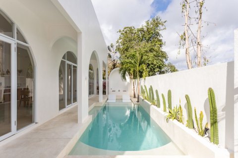 3 bedrooms Villa in Ungasan, Badung, Bali (15717)