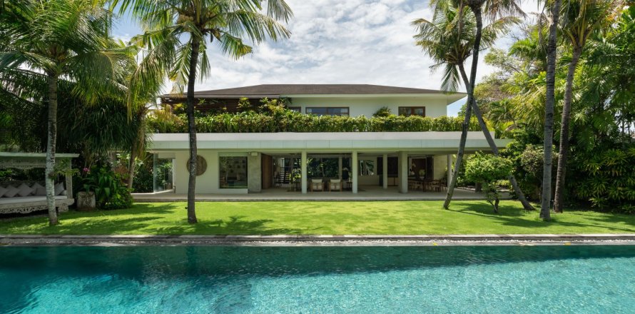 7 bedrooms Villa in Canggu, Badung, Bali (15718)
