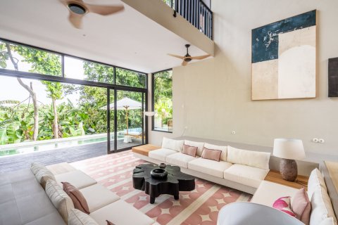 5 bedrooms Villa in Tumbak Bayuh, Mengwi, Badung, Bali (15720) 2