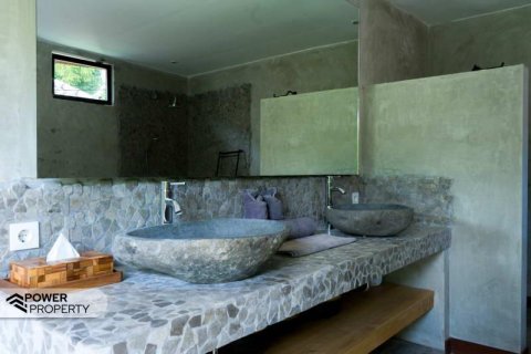 Вилла с 2 спальнями в Тампаксиринг, Гианьяр, (9746) 13