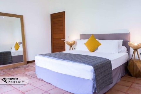 Вилла с 2 спальнями в Тампаксиринг, Гианьяр, (9746) 16