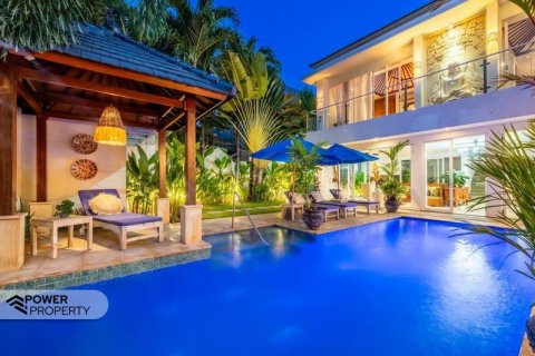 4 bedrooms Villa in Legian, Kuta, Badung, (9747) 13
