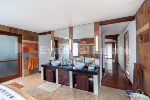 6 bedrooms Villa in Tibubeneng, Badung, Bali (2463) 12