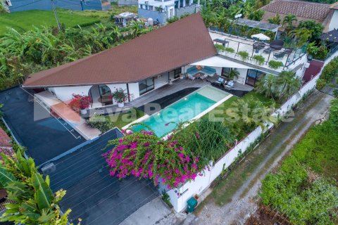 4 bedrooms Villa in Tumbak Bayuh, Mengwi, Badung, Bali (2461)