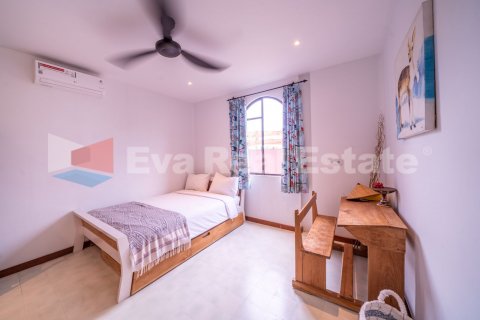 4 bedrooms Villa in Tumbak Bayuh, Mengwi, Badung, Bali (2461) 12