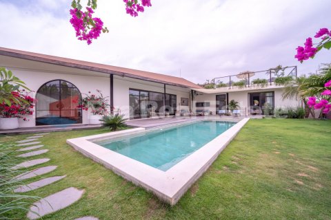 4 bedrooms Villa in Tumbak Bayuh, Mengwi, Badung, Bali (2461) 2