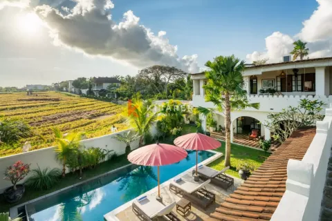 4 bedrooms Villa in Badung, Bali (17102) 2