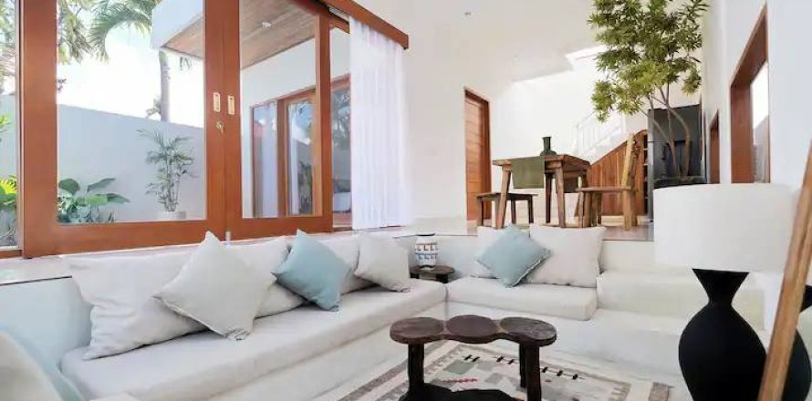3 bedrooms Villa in Canggu, Badung, Bali (15410)