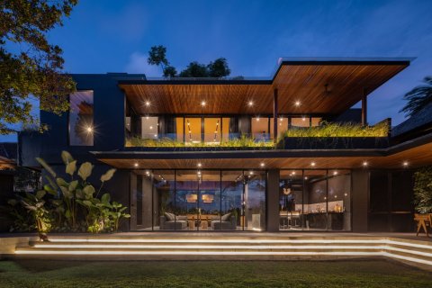 4 bedrooms Villa in Pererenan, Mengwi, Badung, Bali (15697)
