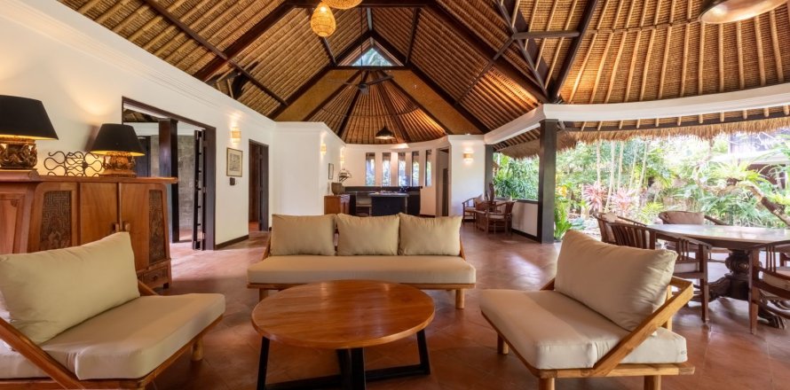 3 bedrooms Villa in Seminyak, Badung, Bali (15693)