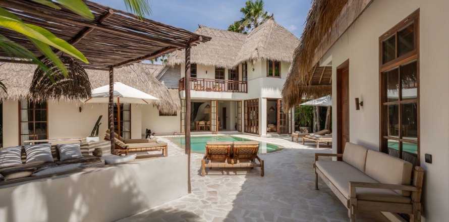 4 bedrooms Villa in Pererenan, Mengwi, Badung, Bali (15695)