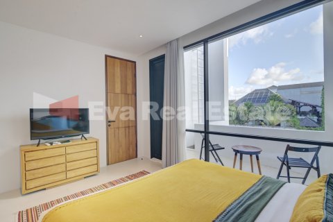 4 bedrooms Villa in Tibubeneng, Badung, Bali (2346) 10