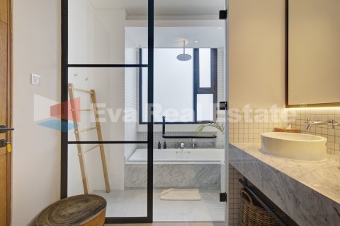 4 bedrooms Villa in Tibubeneng, Badung, Bali (2346) 11