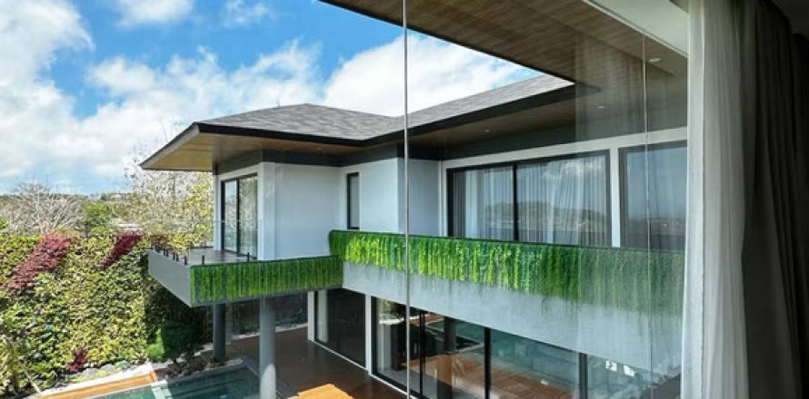 4 bedrooms Villa in Pecatu, Badung, Bali (15478)