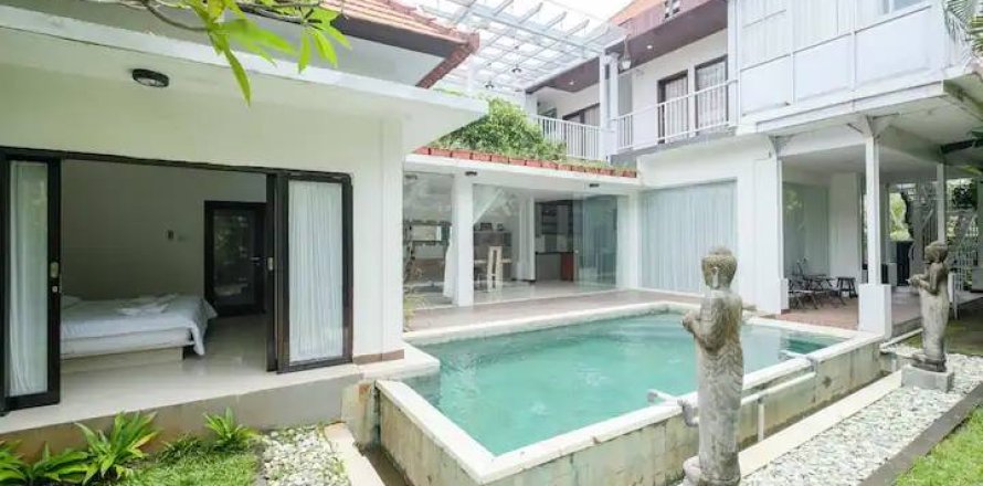 5 bedrooms Villa in Jimbaran, Badung, Bali (14891)
