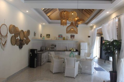 3 bedrooms Villa in Jimbaran, Badung, Bali (14887) 9