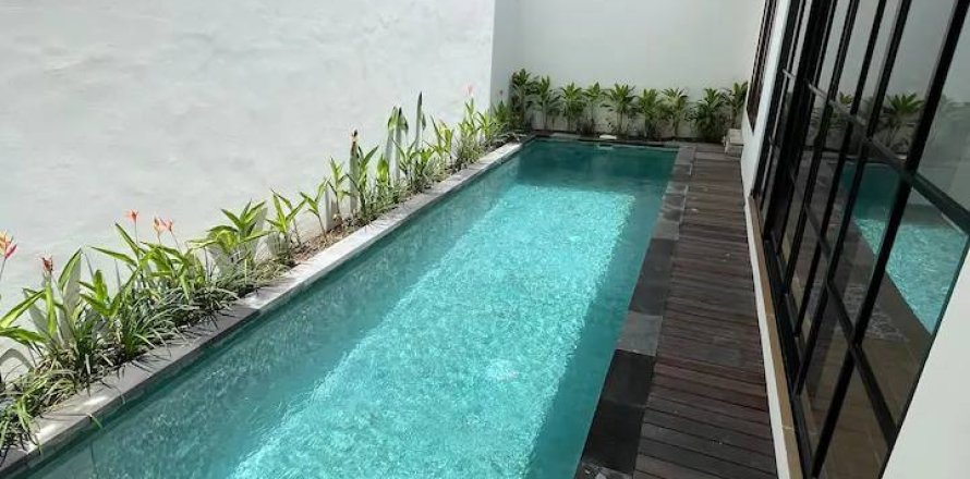 3 bedrooms Villa in Jimbaran, Badung, Bali (14892)