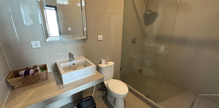 3 bedrooms Villa in Ungasan, Badung, Bali (15008)