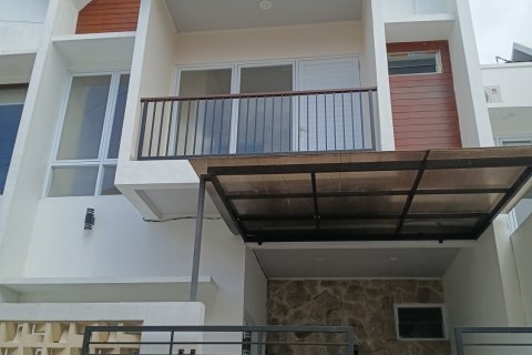 Дом с 3 спальнями в Нуса Дуа, Бадунг,  (9960) 2