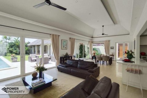 3 bedrooms Villa in Tampaksiring, Gianyar, (9962) 3