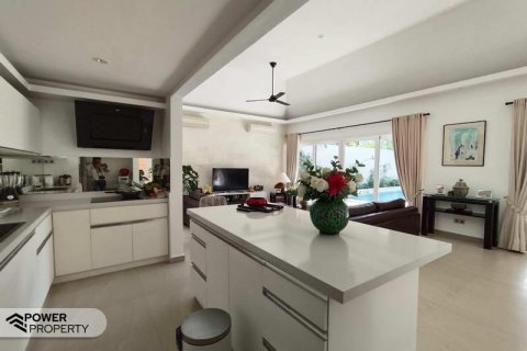 3 bedrooms Villa in Tampaksiring, Gianyar, (9962) 5