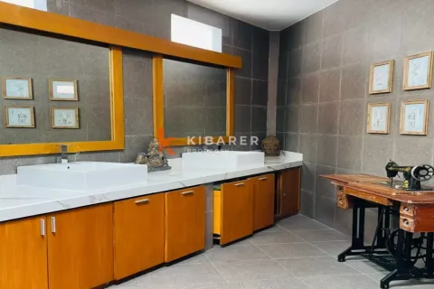 Вилла с 3 спальнями в Керобокан, Бадунг, Бали (12717) 20