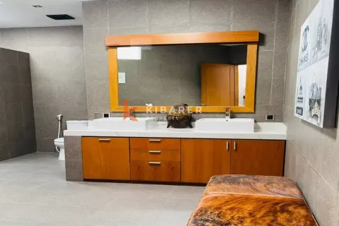 Вилла с 3 спальнями в Керобокан, Бадунг, Бали (12717) 25
