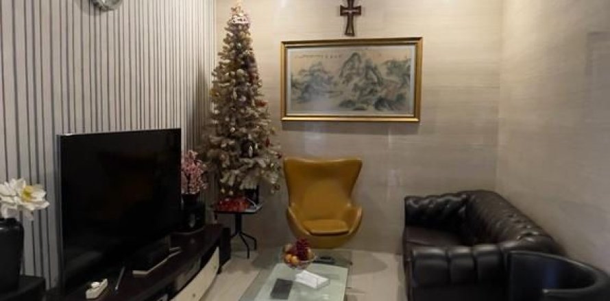 Дом с 4 спальнями в Нуса Дуа, Бадунг,  (9346)