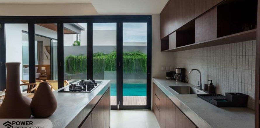 4 bedrooms Villa in Canggu, Badung,  (10108)