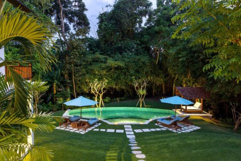 4 bedrooms Villa in Tumbak Bayuh, Mengwi, Badung, Bali (12513) 3