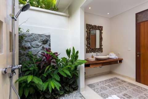 4 bedrooms Villa in Tumbak Bayuh, Mengwi, Badung, Bali (12513) 12