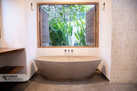 Вилла с 3 спальнями в Чангу, Бадунг,  (630) 24