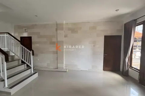 Вилла с 3 спальнями в Легиан, Кута, Бадунг, Бали (13033) 2