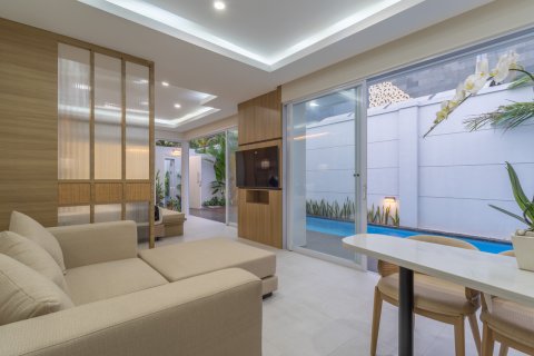 4 bedrooms Villa in Seminyak, Badung,  (9379) 11