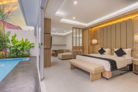 4 bedrooms Villa in Seminyak, Badung,  (9379) 10