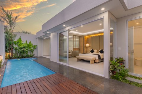 4 bedrooms Villa in Seminyak, Badung,  (9379) 18