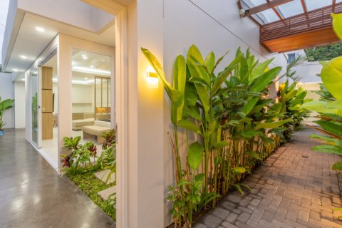 4 bedrooms Villa in Seminyak, Badung,  (9379) 20