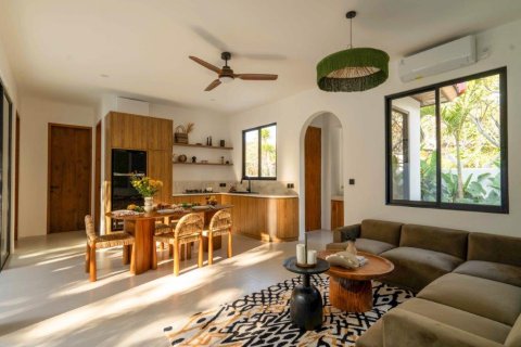 Вилла с 4 спальнями в Пекату, Бадунг,  (9376) 3