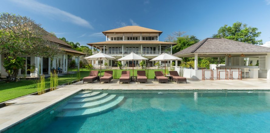 10 bedrooms Villa in Pecatu, Badung, Bali (15683)