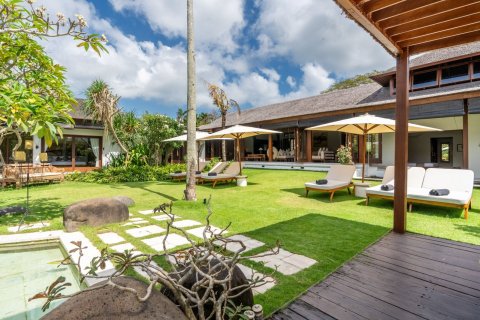 5 bedrooms Villa in Pererenan, Mengwi, Badung, Bali (15678)