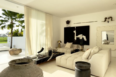 3 bedrooms Villa in Munggu, Mengwi, Badung, Bali (15644) 4