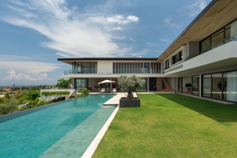 4 bedrooms Villa in Ungasan, Badung, Bali (15648)
