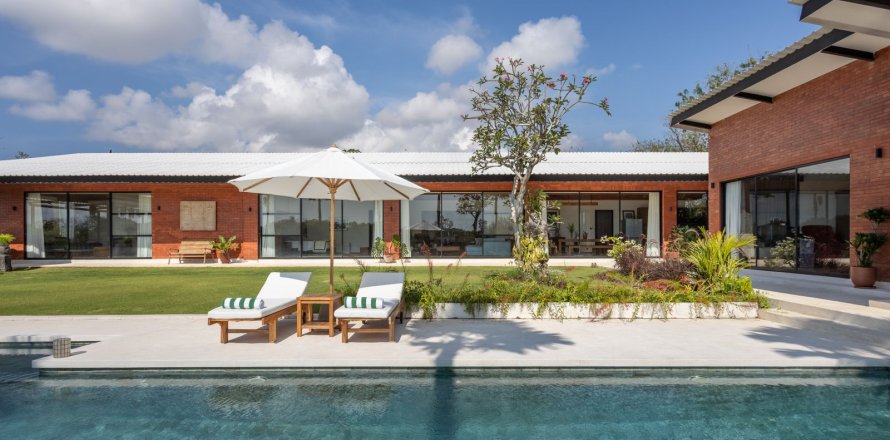 4 bedrooms Villa in Nusa Dua, Badung, Bali (15643)