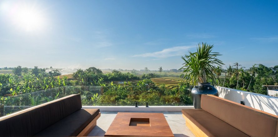 3 bedrooms House in Mengwi, Badung, Bali (15640)