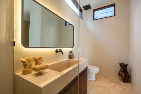 3 bedrooms House in Mengwi, Badung, Bali (15640) 6