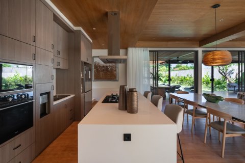 4 bedrooms Villa in South Denpasar, Denpasar, Bali (15639) 8