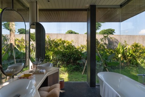 4 bedrooms Villa in South Denpasar, Denpasar, Bali (15639) 12